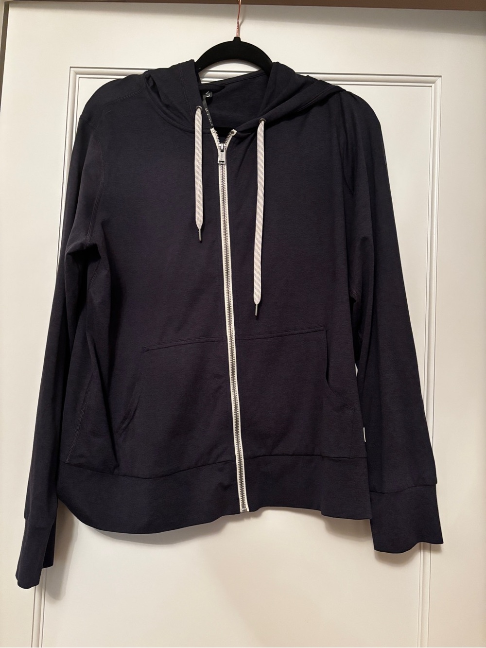 Vuori Navy Blue Heather Full-Zip Hoodie with White Drawstrings - size L